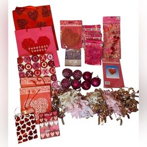 Valentine’s Day decoration bundle 22pc love heart red pink decor anniversary lot